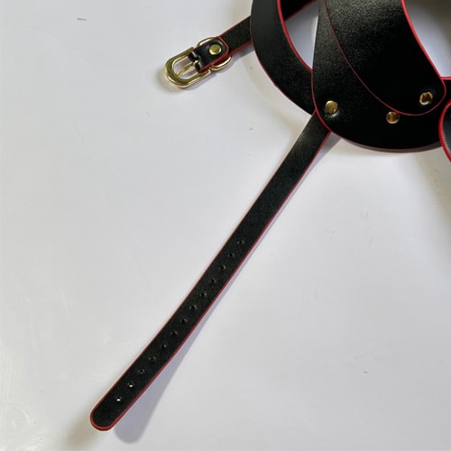 mat na cosplay tho co day khoa