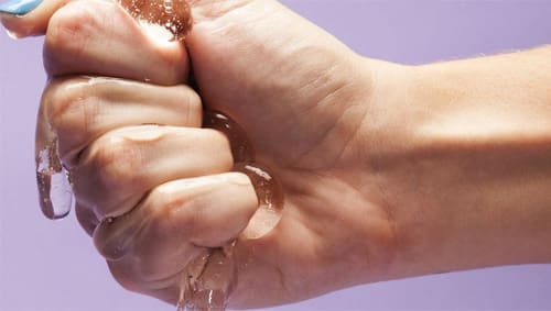 dung gel boi tron nao cho hau mon la phu hop