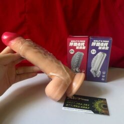 don khuc giua co gai bi silicone mem